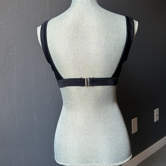 Gymshark black bikini 2 pc set size S/M new - Picture 9 of 10